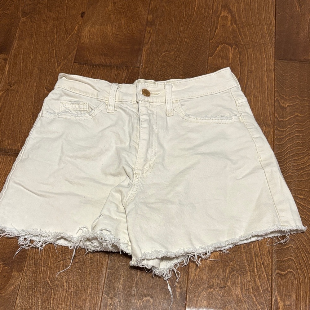 Universal Thread Women's Off-White Jean Shorts